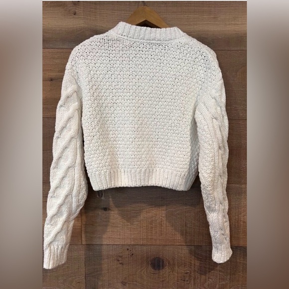 🧶 Free People Cable Knit Cropped Cardigan Sweater – Small – - Picture 4 of 9